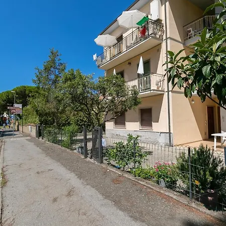 Apartment Casa Etruria Marina di Castagneto Carducci